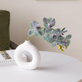 Doughnut-Shaped Ceramic Flower Vase – Modern Decorative Home Accent.
