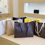 Soft Leather Tote Bag – Stylish & Versatile.