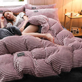 Luxury Velvet Duvet Set 6x7 – Soft, Warm & Elegant .