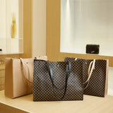 Soft Leather Tote Bag – Stylish & Versatile.