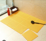 Interlocking Anti-Slip Bathroom & Balcony Floor Mats – 30 × 30cm