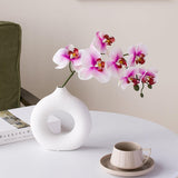 Doughnut-Shaped Ceramic Flower Vase – Modern Decorative Home Accent.