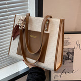 Fashion Tote Bag – Stylish & Spacious Everyday Handbag