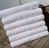 White Luxury Bath Towels – Premium Cotton (90×175 cm) .