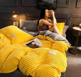 Luxury Velvet Duvet Set 6x7 – Soft, Warm & Elegant .